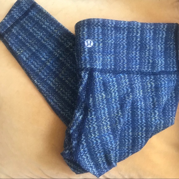 Lululemon Zig Zag Athletic Leggings Size 4 - Picture 2 of 8